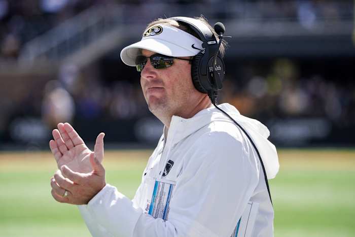 Eli Drinkwitz Clapping After Play Has Unfolded (14th Oct., 2023)